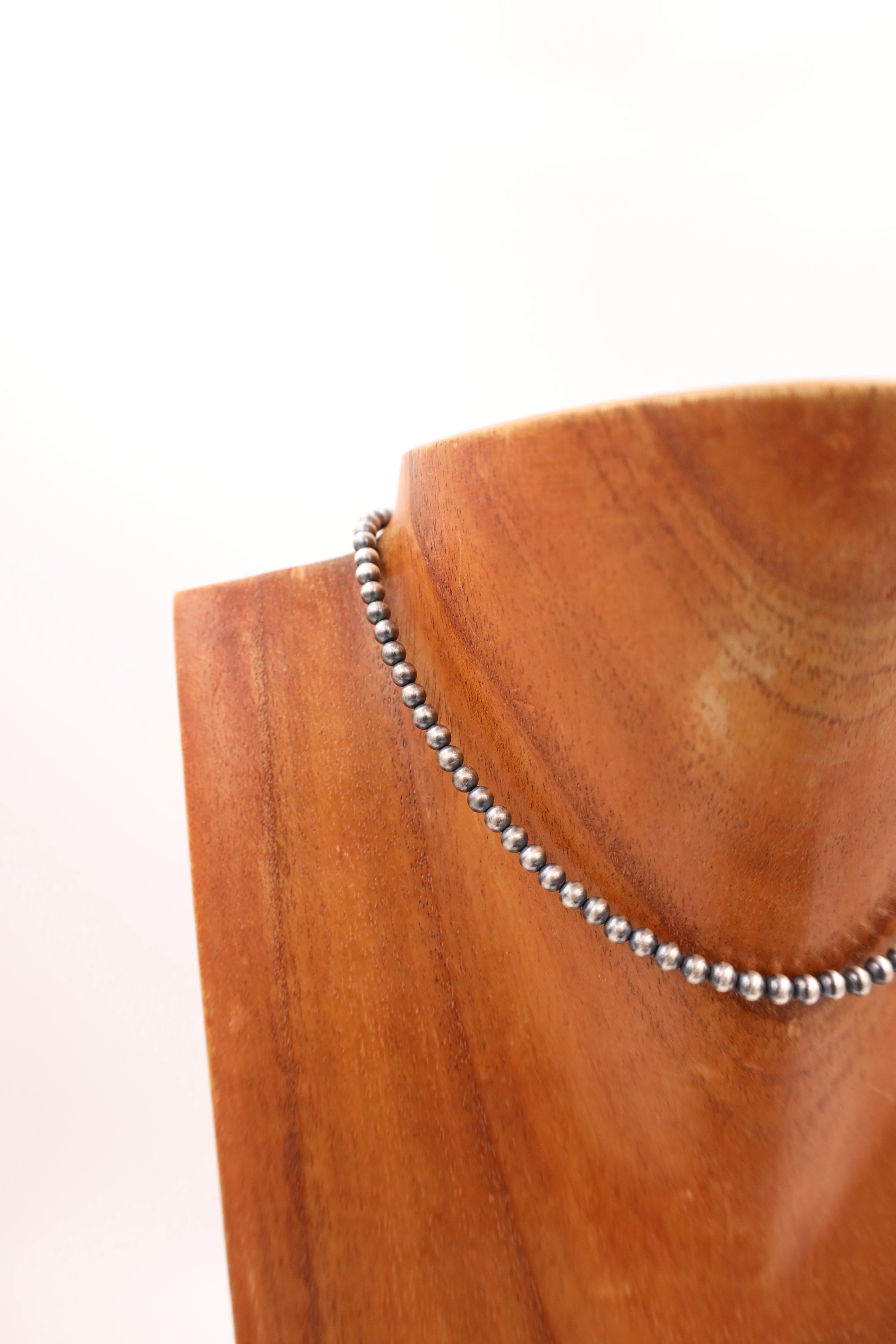 Sterling Silver Navajo Pearl 14" 4MM Necklace - Image 4
