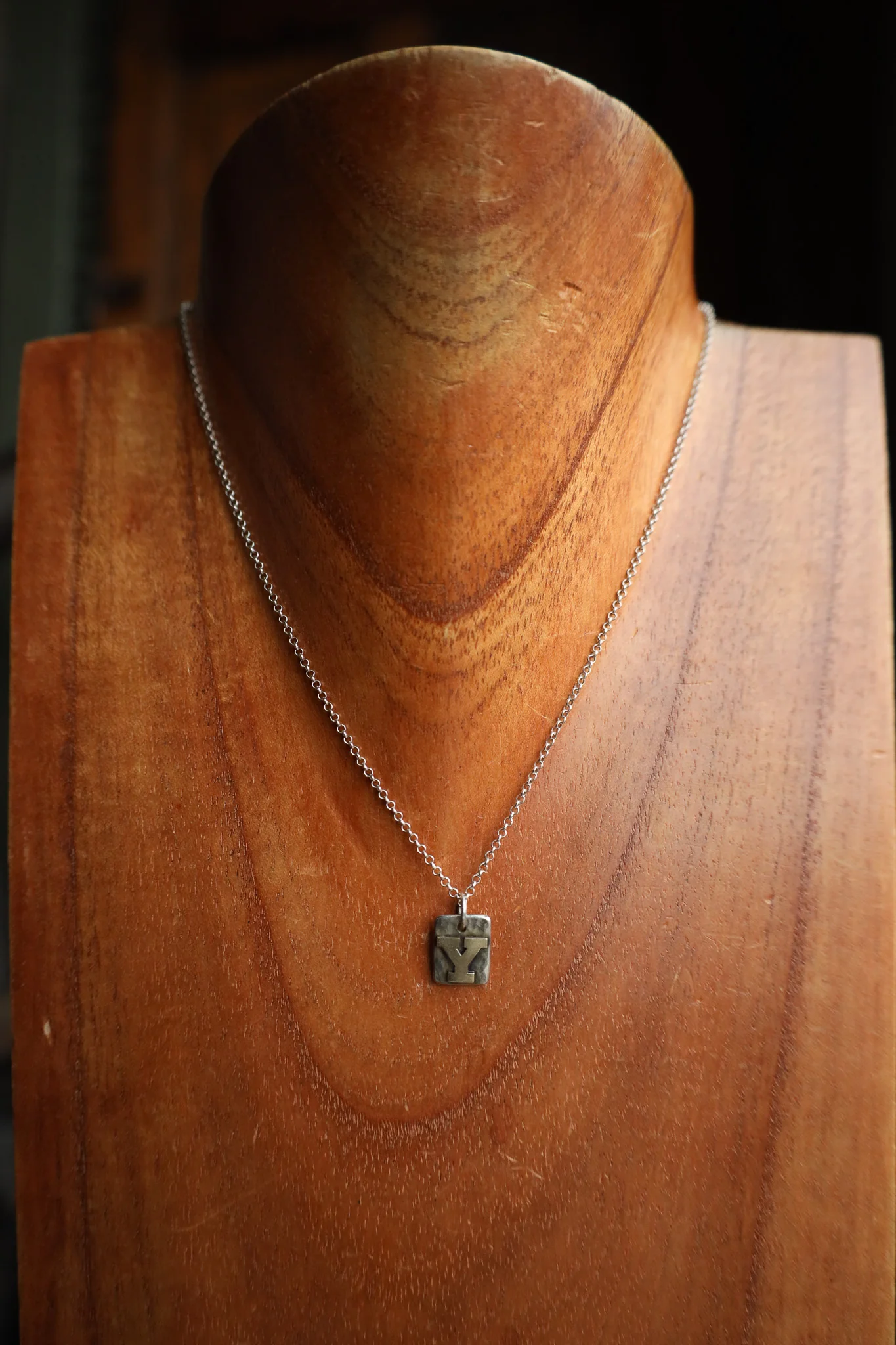 Richard Schmidt 16" Gold Y Initial Necklace - Image 3