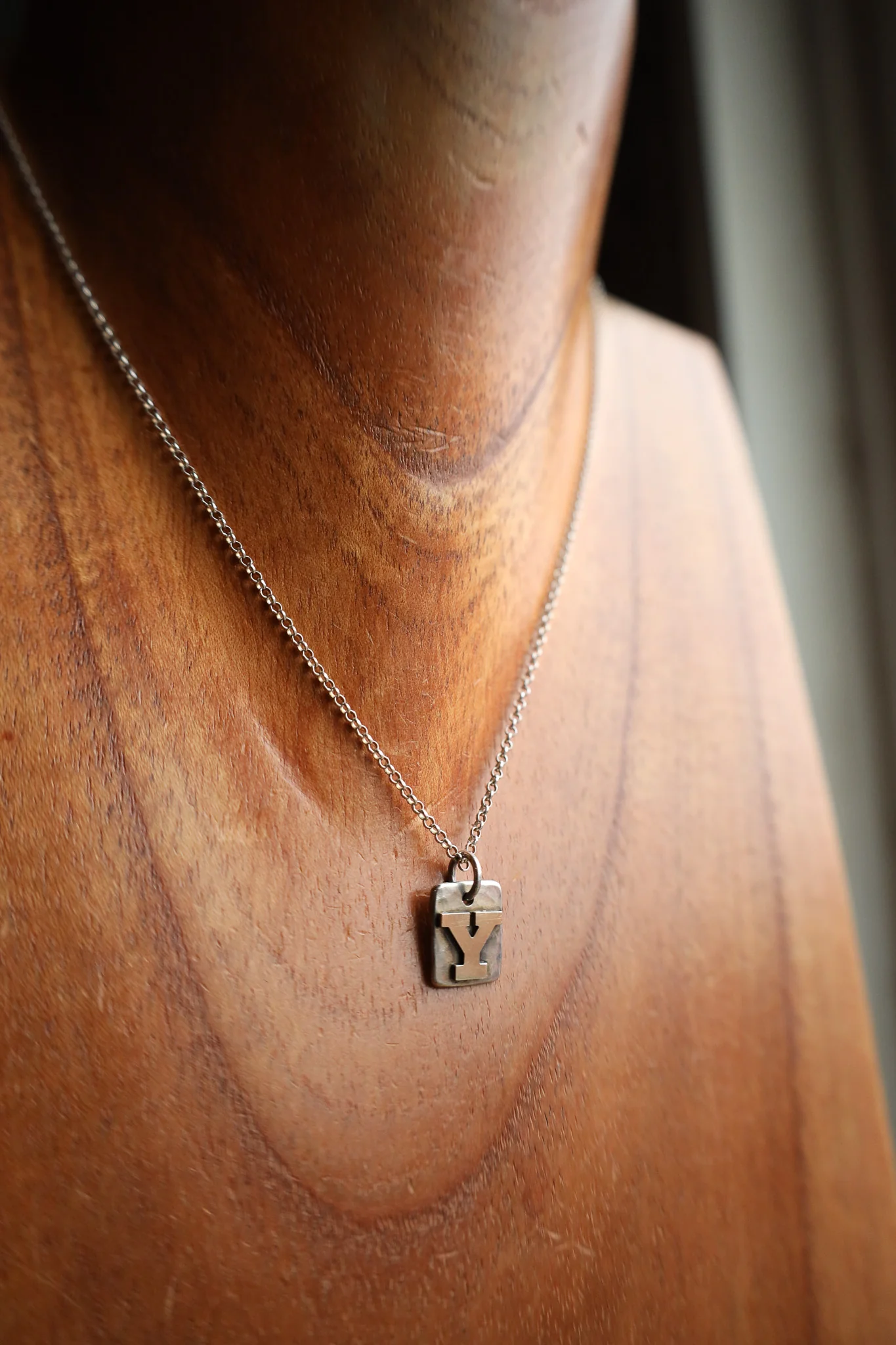 Richard Schmidt 16" Gold Y Initial Necklace - Image 4