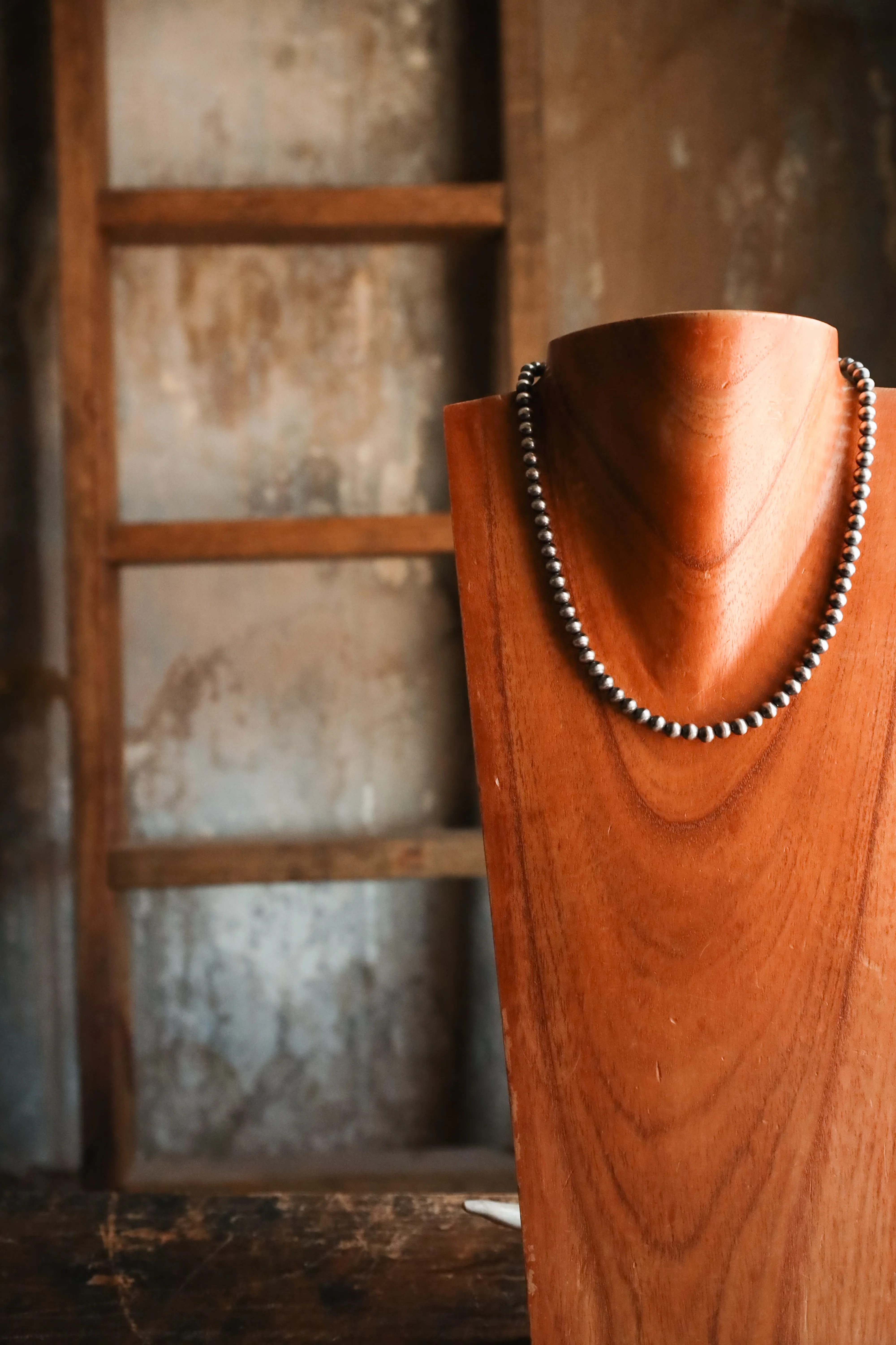 Sterling Silver Navajo Pearl 18" 6MM Necklace - Image 7
