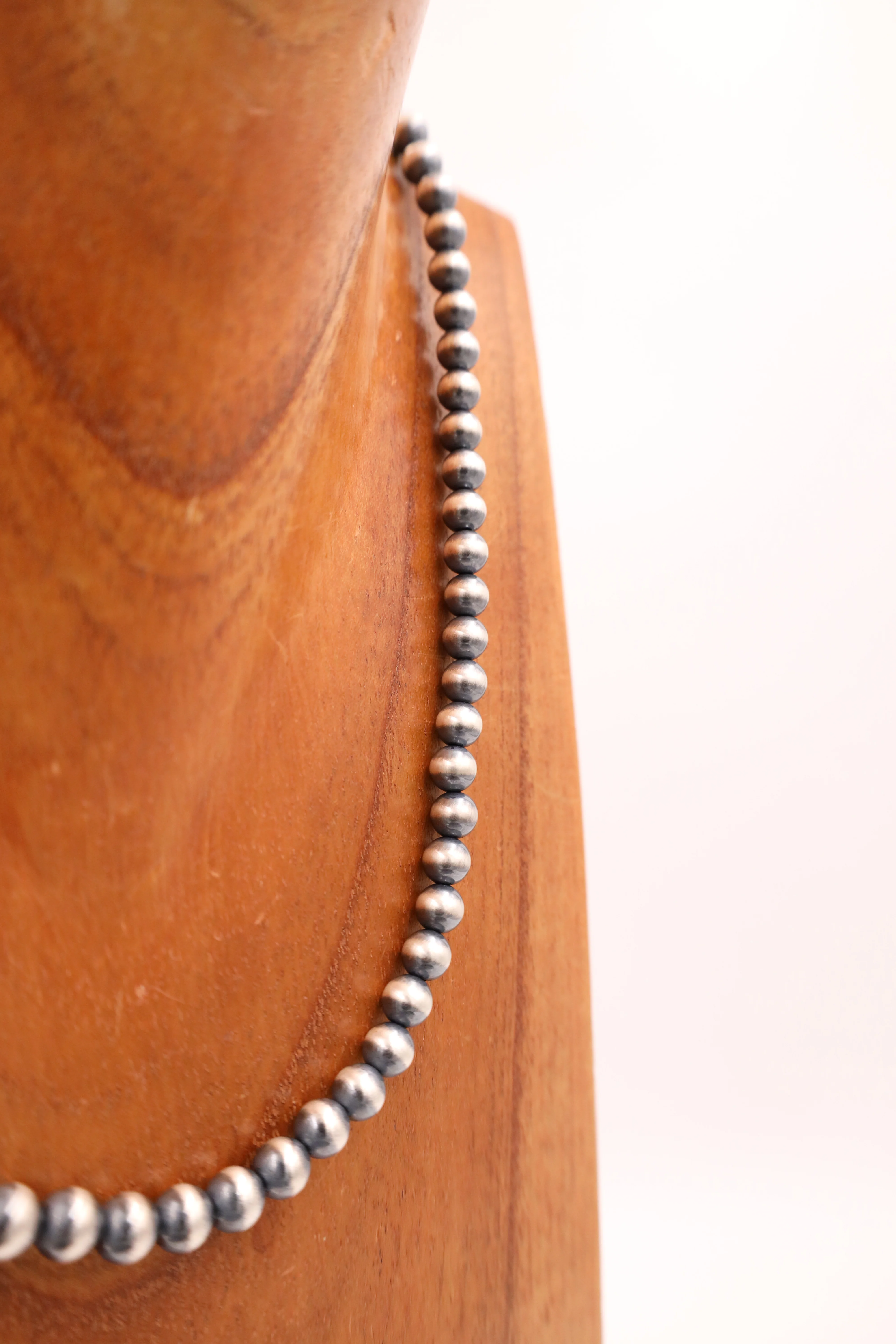 Sterling Silver Navajo Pearl 20" 7MM Necklace - Image 3