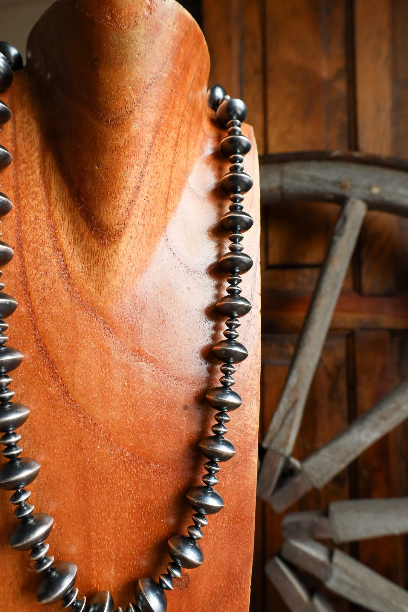 27" Navajo Pearl Saucers 8/19MM Necklace - Image 3
