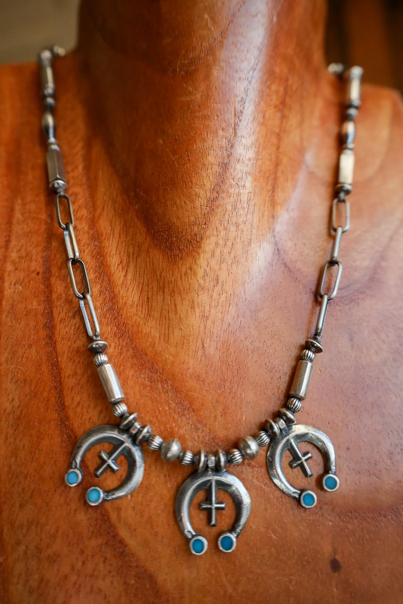 Peyote Bird 3 Najas Links Various Navajo Pearls Necklace - Image 3