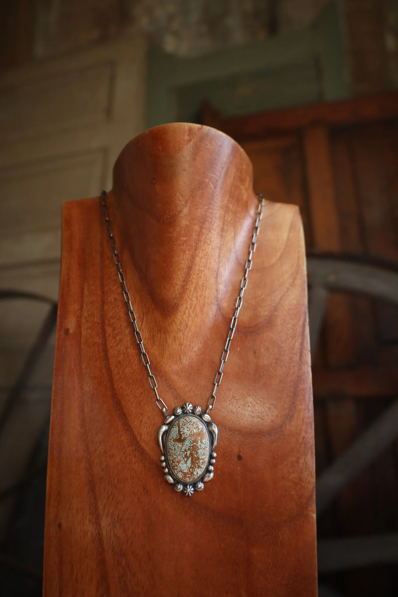 Light Green And Brown Turquoise Oval Framed Necklace - Image 3