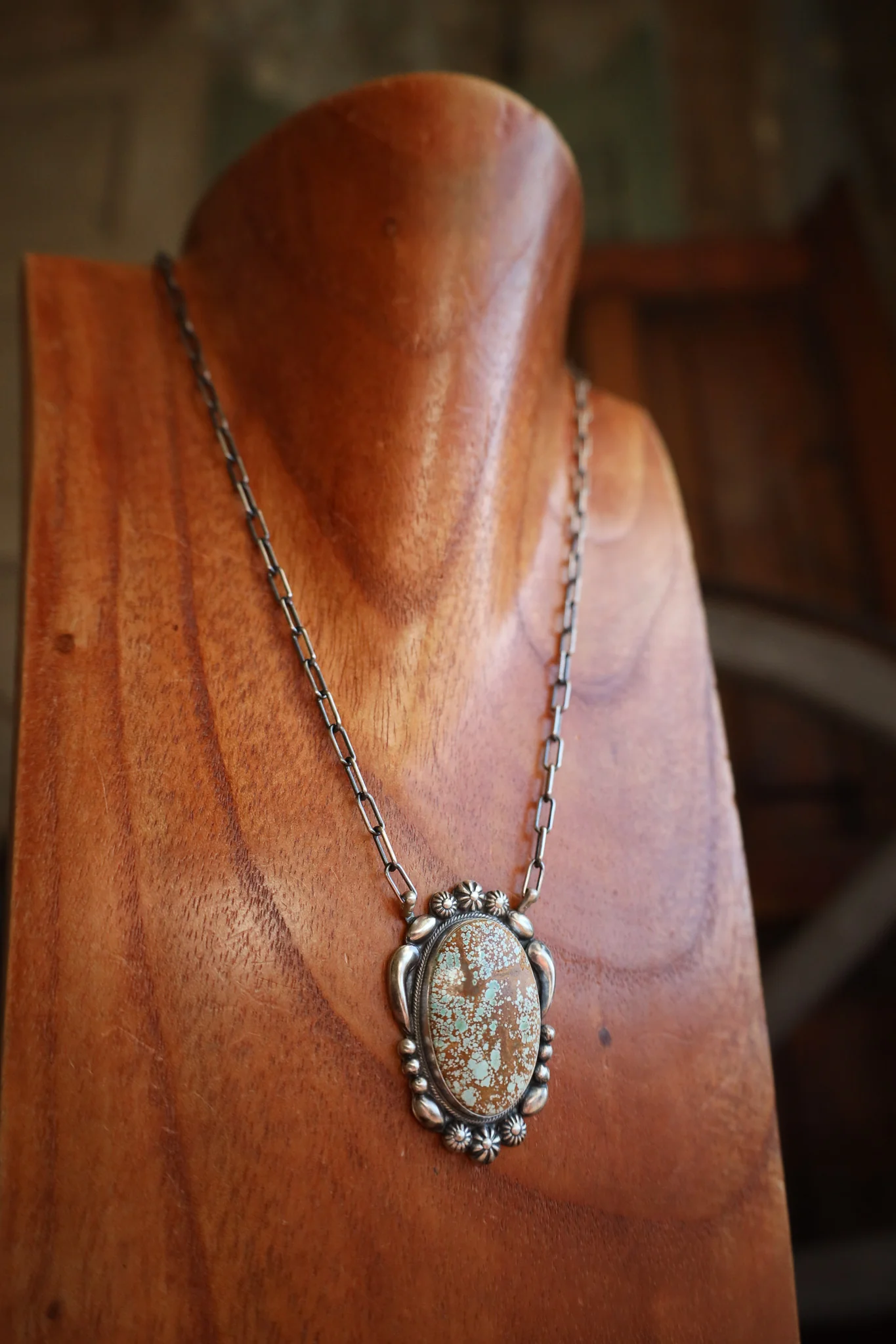 Light Green And Brown Turquoise Oval Framed Necklace - Image 7