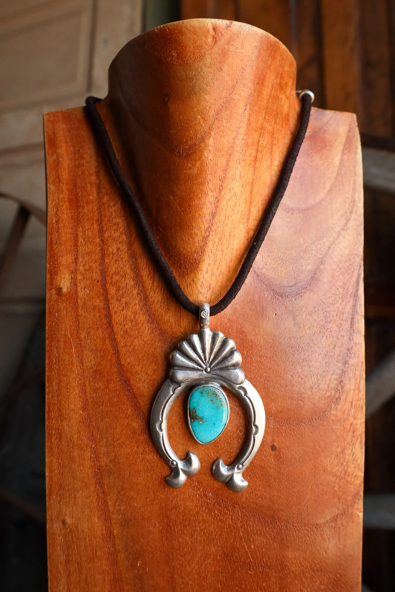 Love Tokens Leather Large Naja 15 Carat Royston Turquoise Necklace