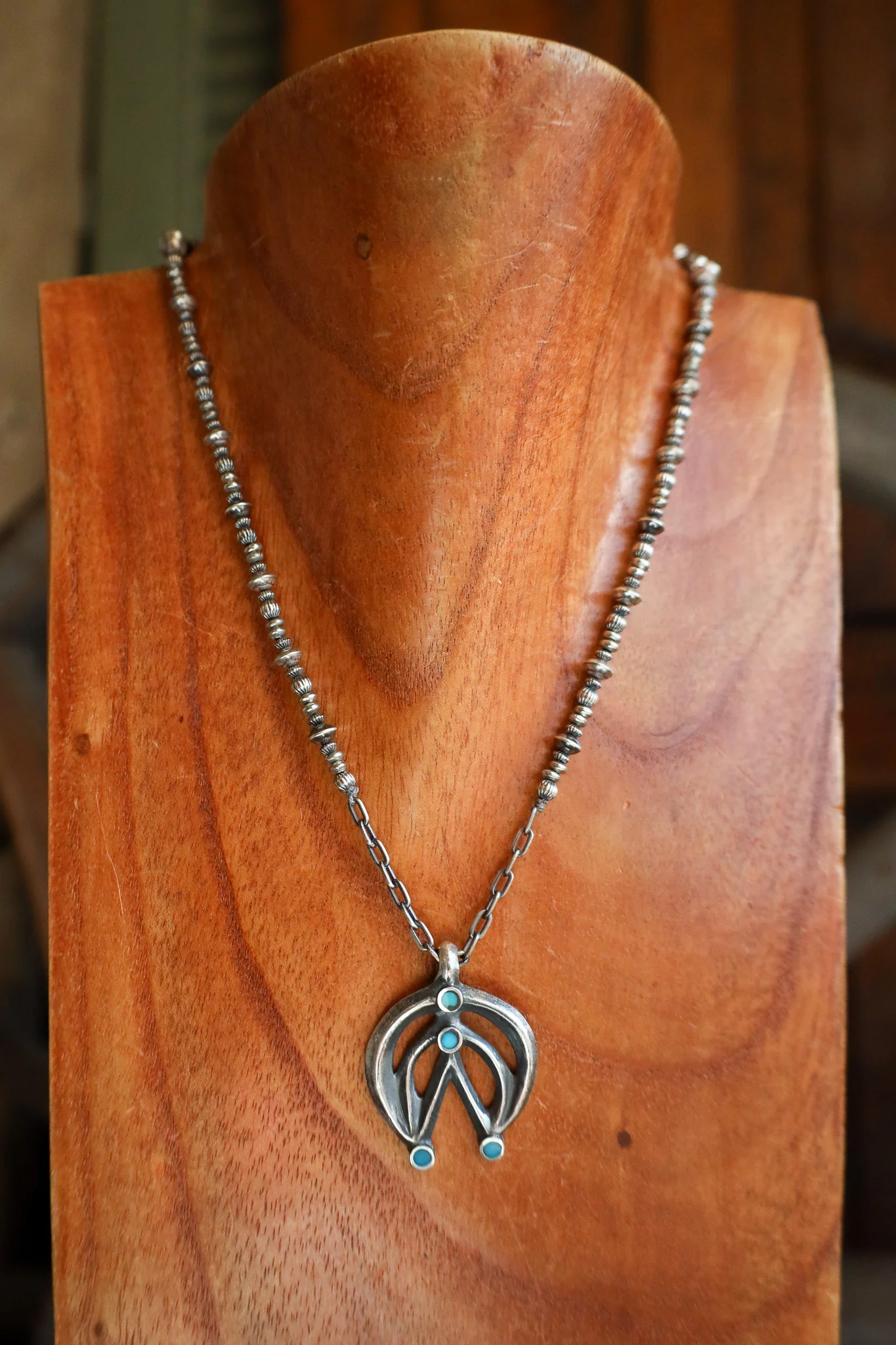 Peyote Bird Naja Various Navajo Pearls Necklace