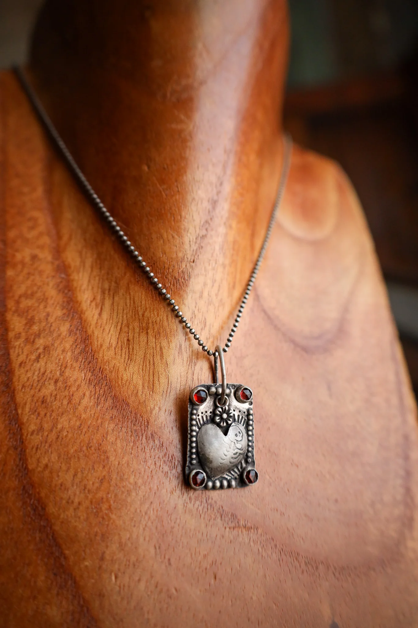 Margaret Sullivan Puffy Heart Garnets Necklace - Image 3