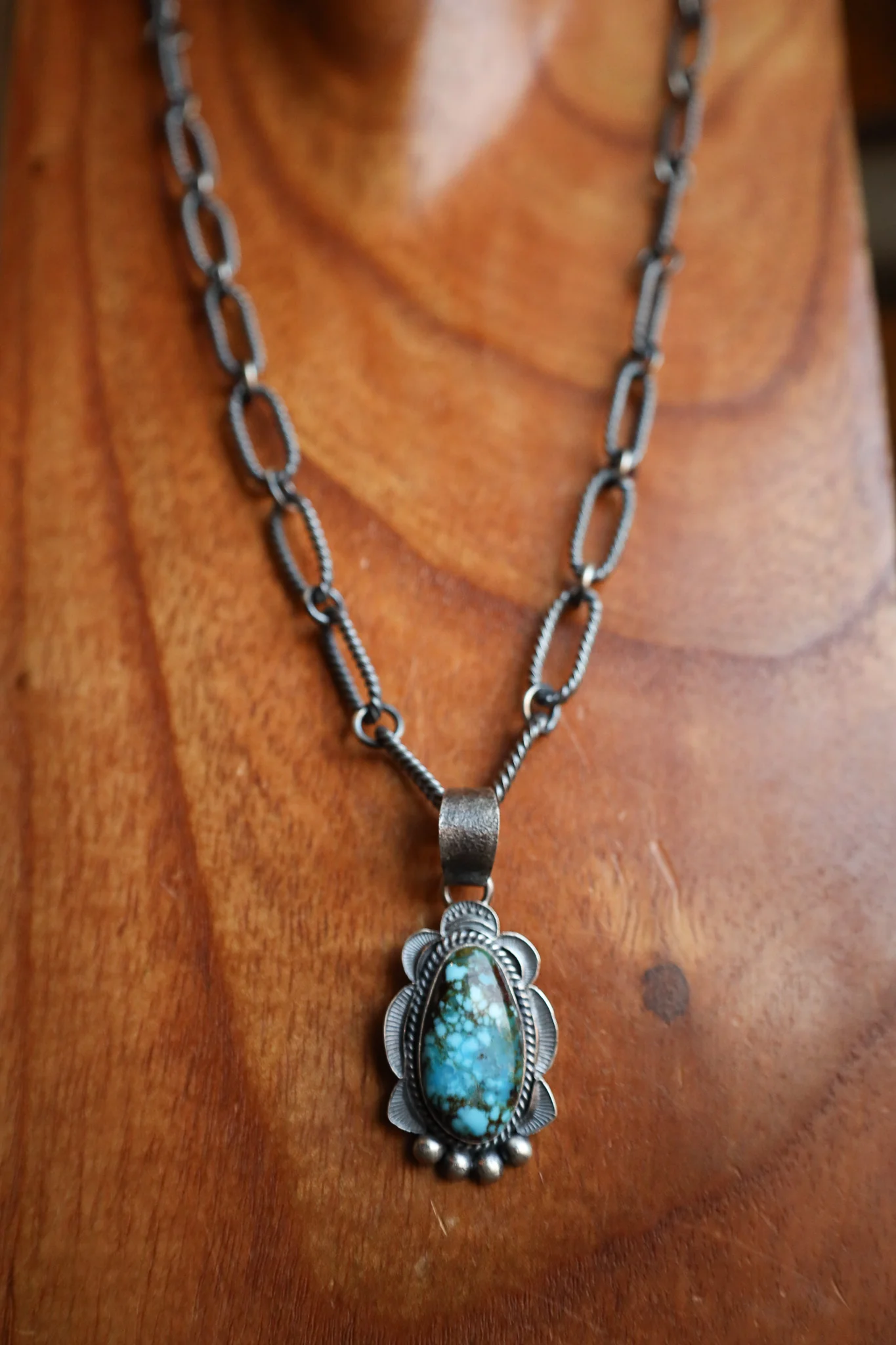 Slim Pear Turquoise Scallop Frame Necklace - Image 2