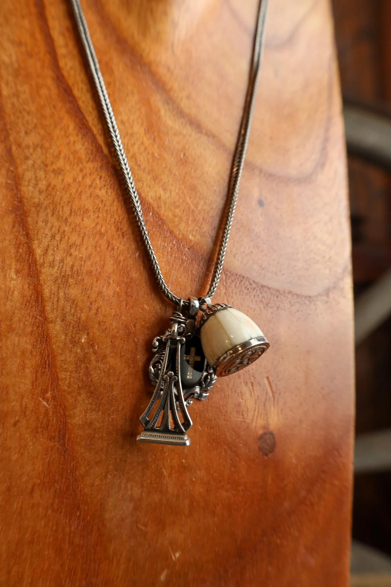 Andrea Barnett Sterling Silver With 3 Antique Charms Necklace - Image 5