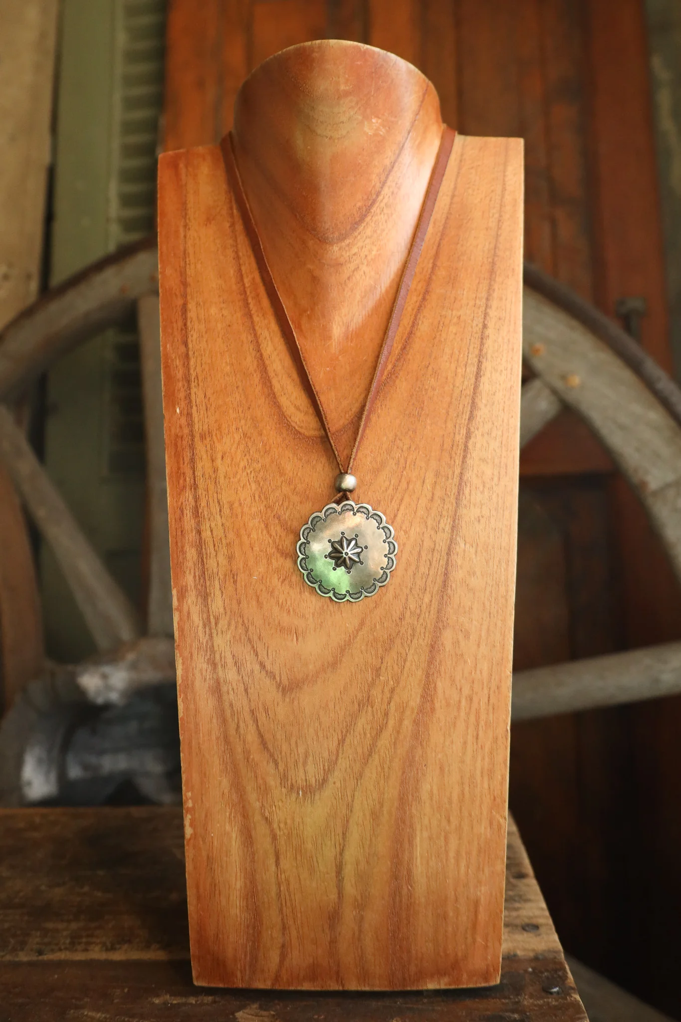 Peyote Bird Sterling Silver Full Moon Pendant Brown Leather Necklace - Image 2