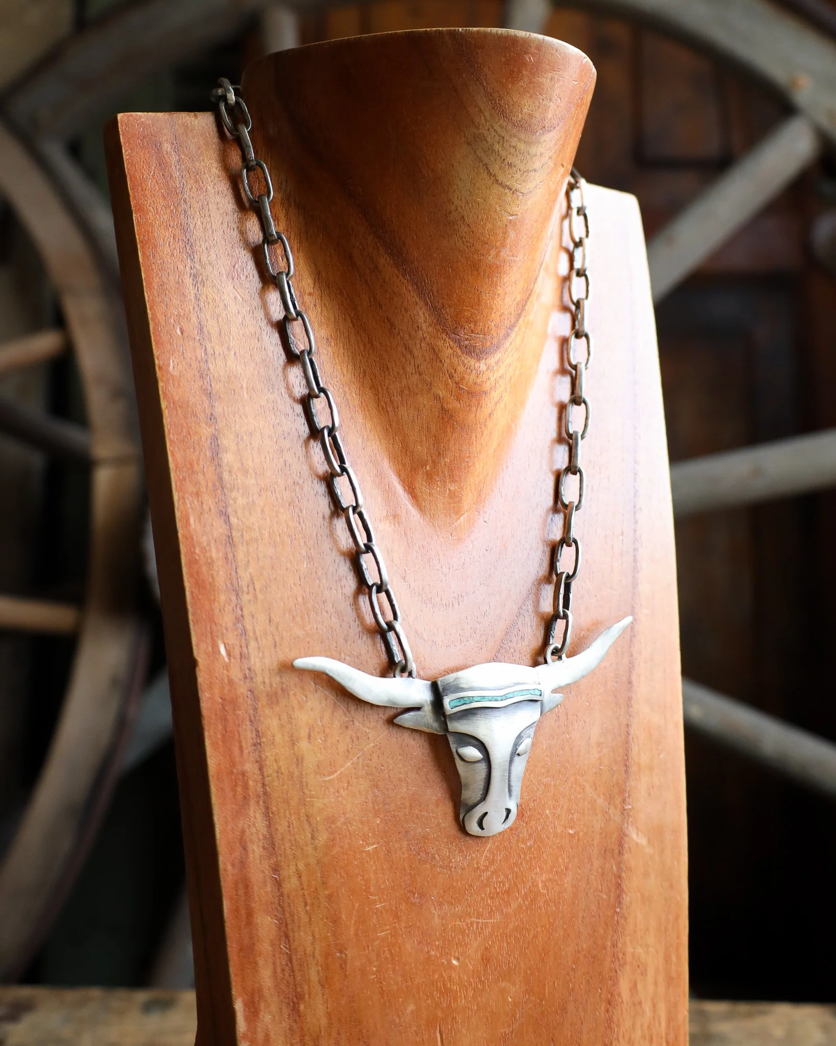 Love Tokens Turquoise Inlay Longhorn Head Melody Necklace - Image 4
