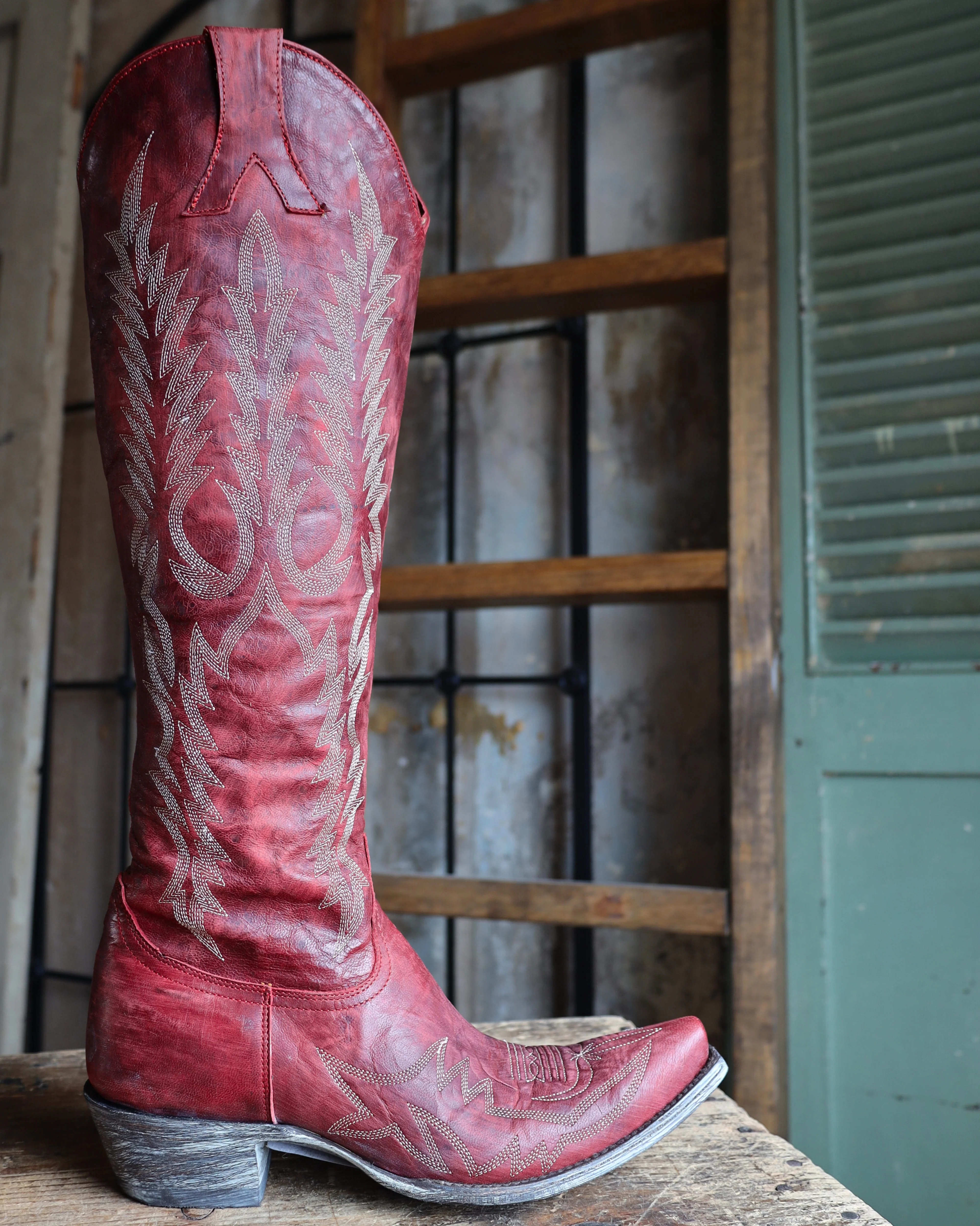 OLD GRINGO WOMEN'S MAYRA RED 18" BOOT - Image 6