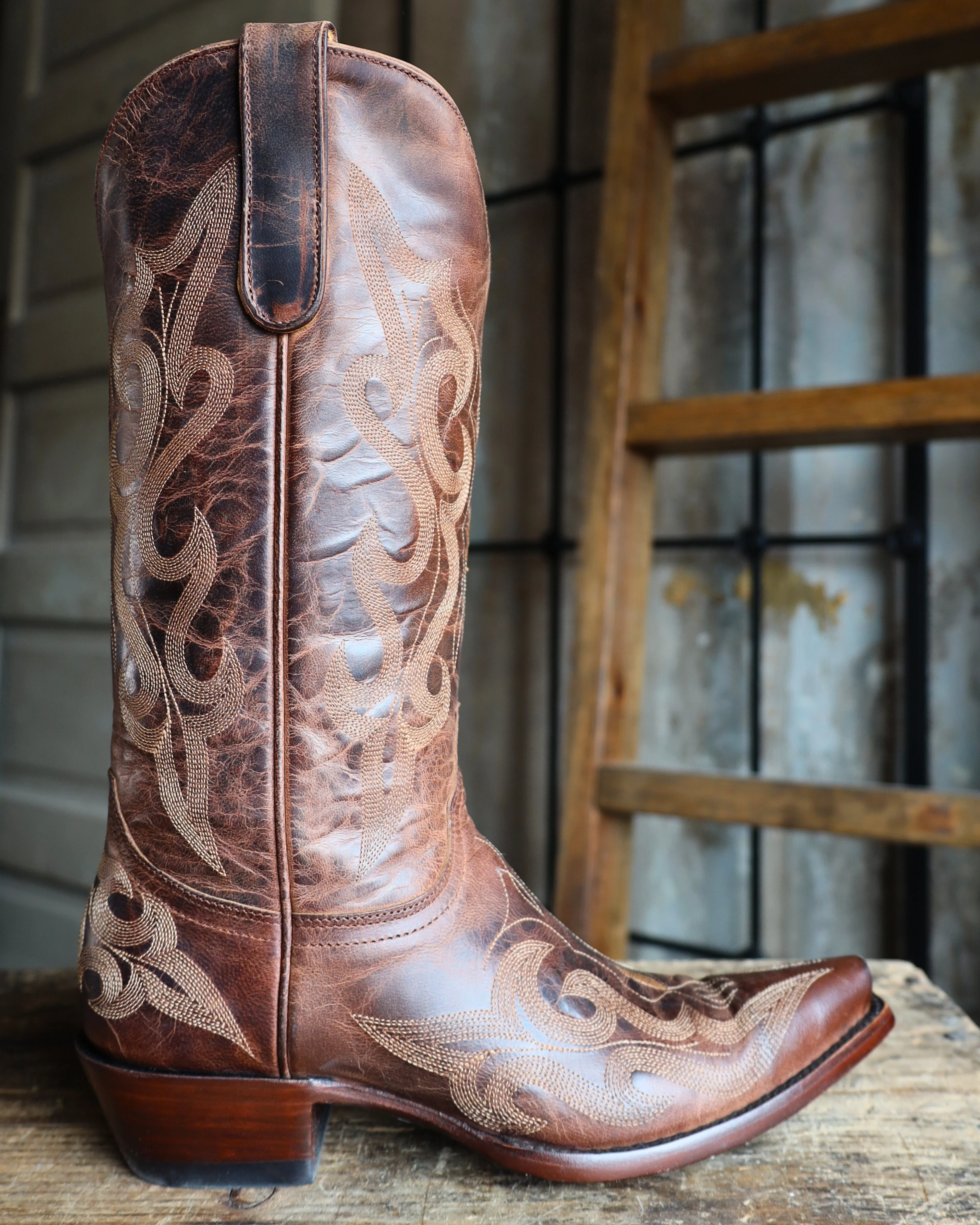 OLD GRINGO WOMEN'S RUST FRIDA 13" BOOT - Image 12