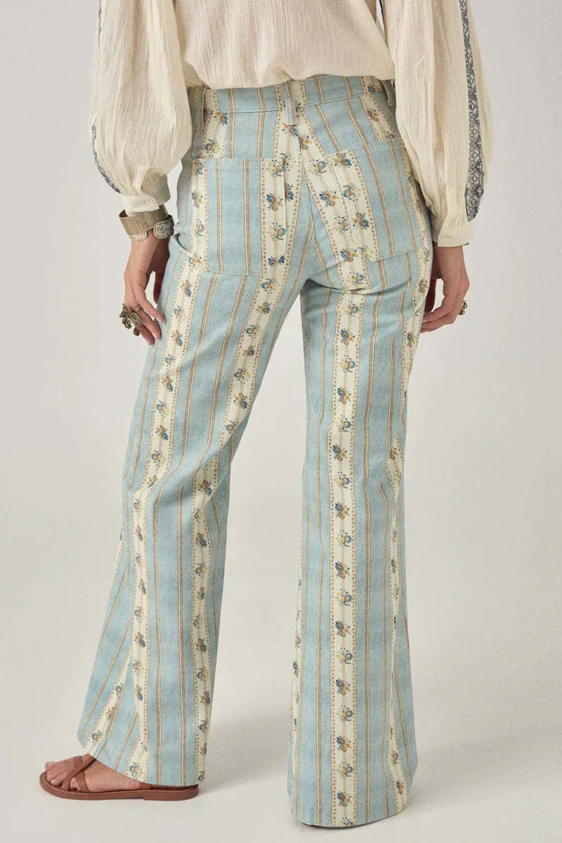 Maison Hotel Almond Blossom Trousers in Celo Infinito - Image 5