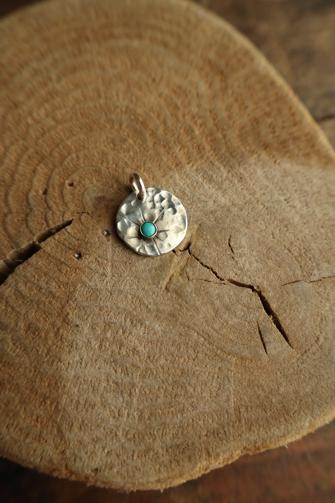Richard Schmidt Disc Turquoise Dot With Rays Pendant - Image 2
