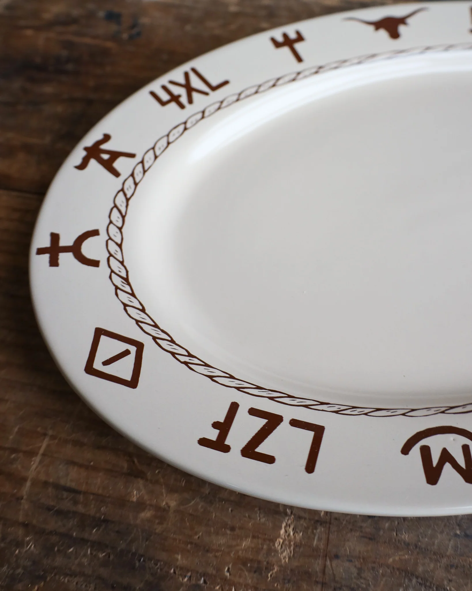 WEST CREATIONS 14" BRANDS OVAL PLATTER - Image 5
