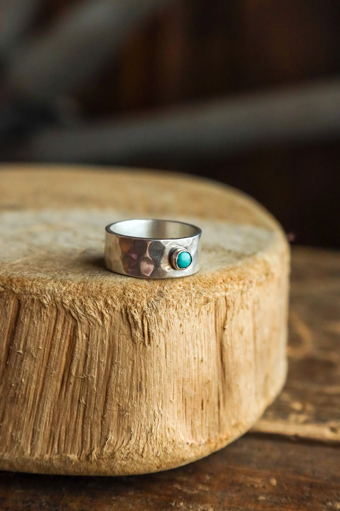 Richard Schmidt 8MM Band Turquoise Dot Ring- Size 6.5 - Image 2