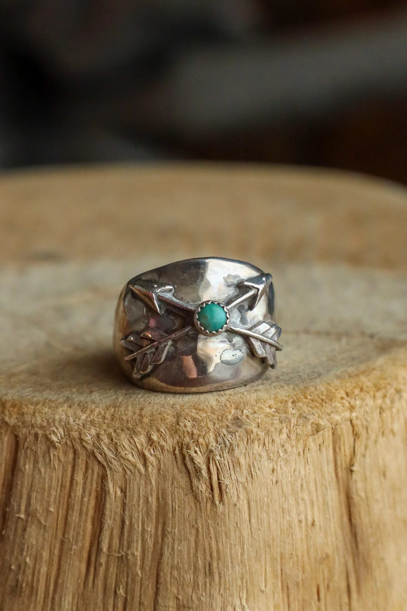Richard Schmidt Cigar Band Crossed Arrows Turquoise Ring- Size 6.5