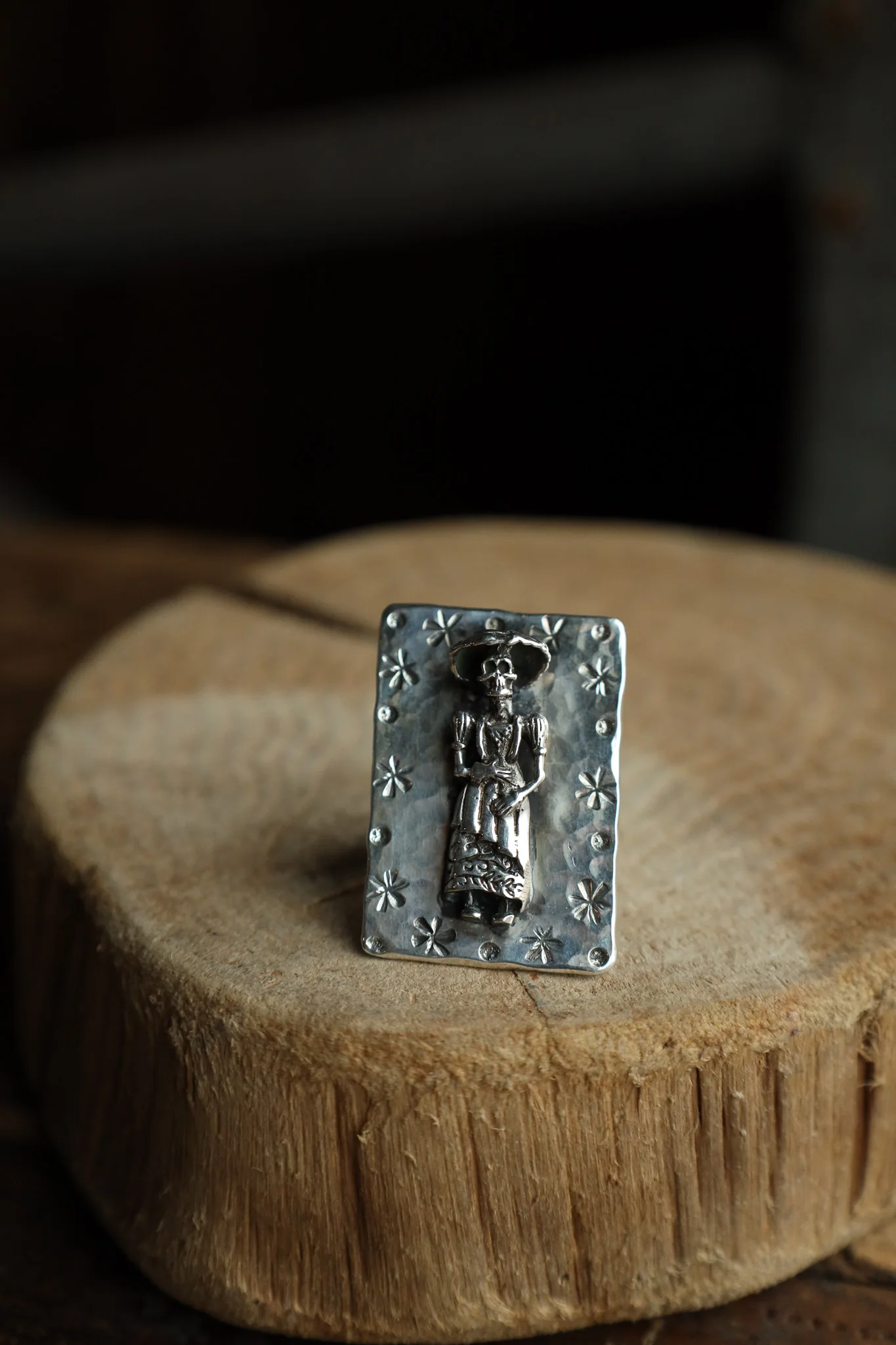 Richard Schmidt Day Of The Dead Lady Ring- Size 7.25 - Image 3