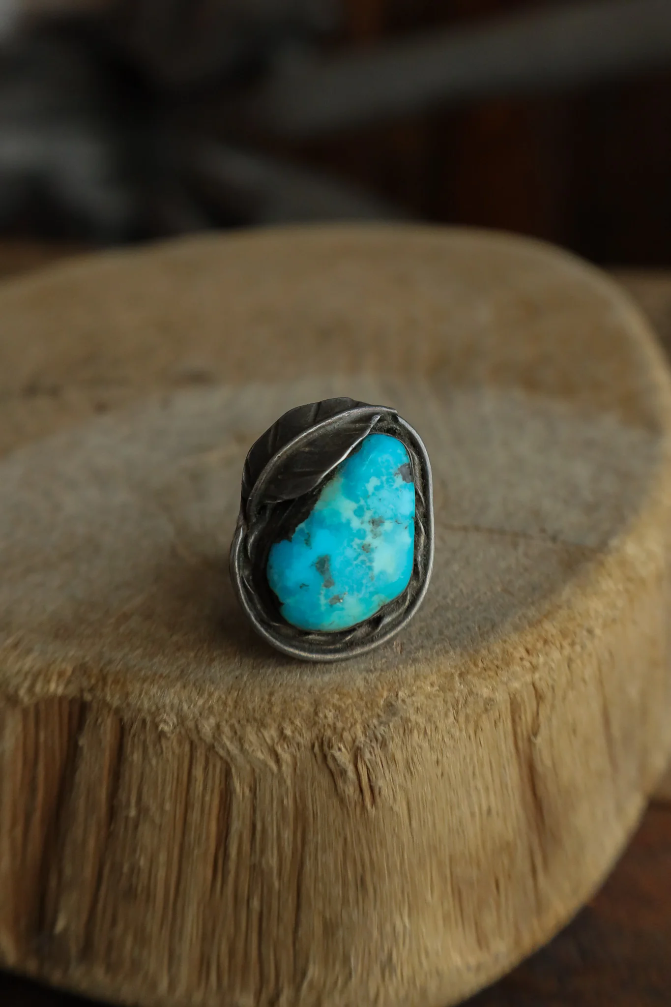 Large Turquoise With Leaf Ring- Size 4.5