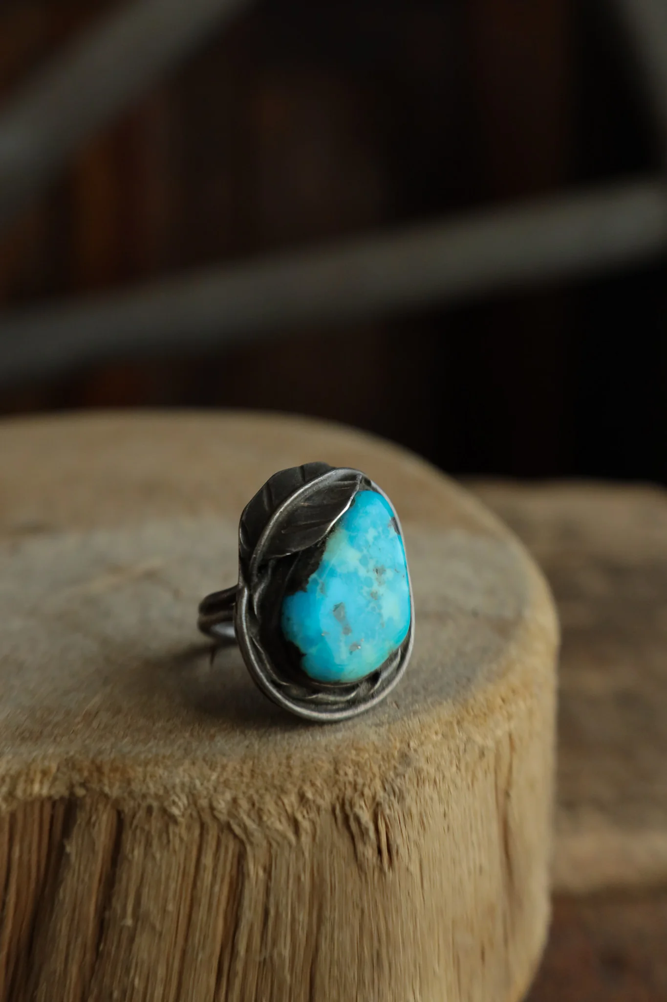 Large Turquoise With Leaf Ring- Size 4.5 - Image 2