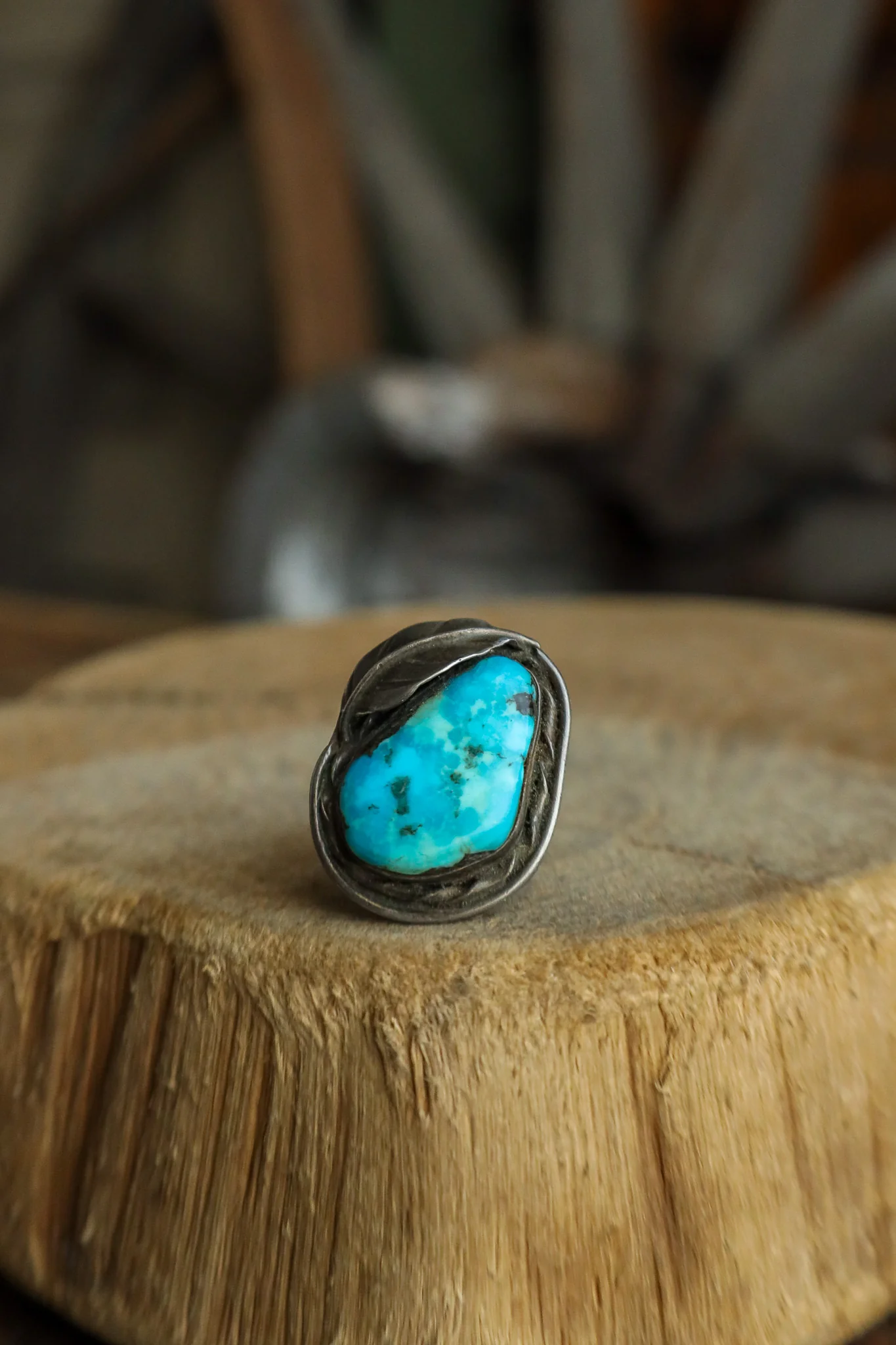 Large Turquoise With Leaf Ring- Size 4.5 - Image 3