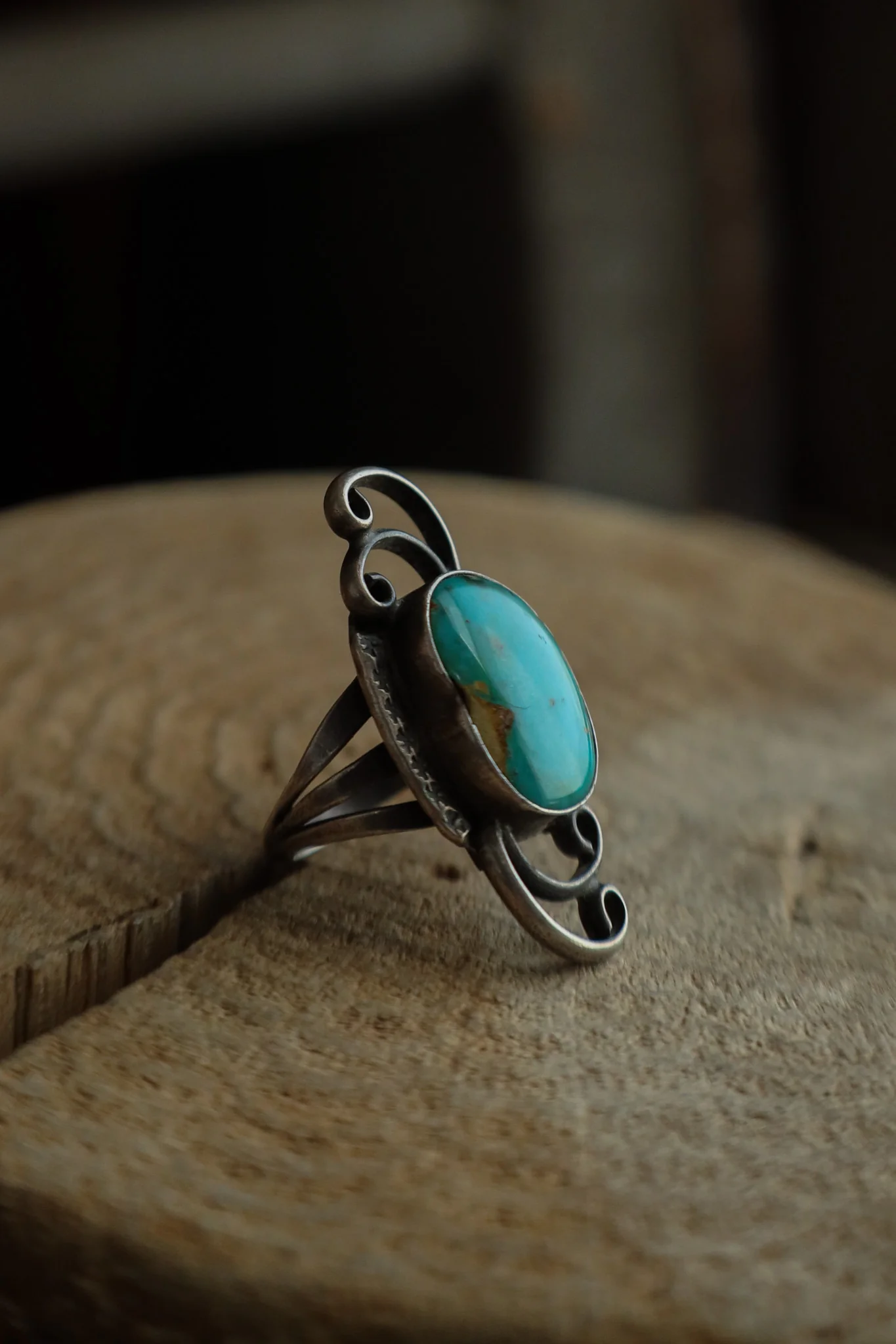Vintage Spiral Sterling Silver With Turquoise Ring- Size 6 - Image 5