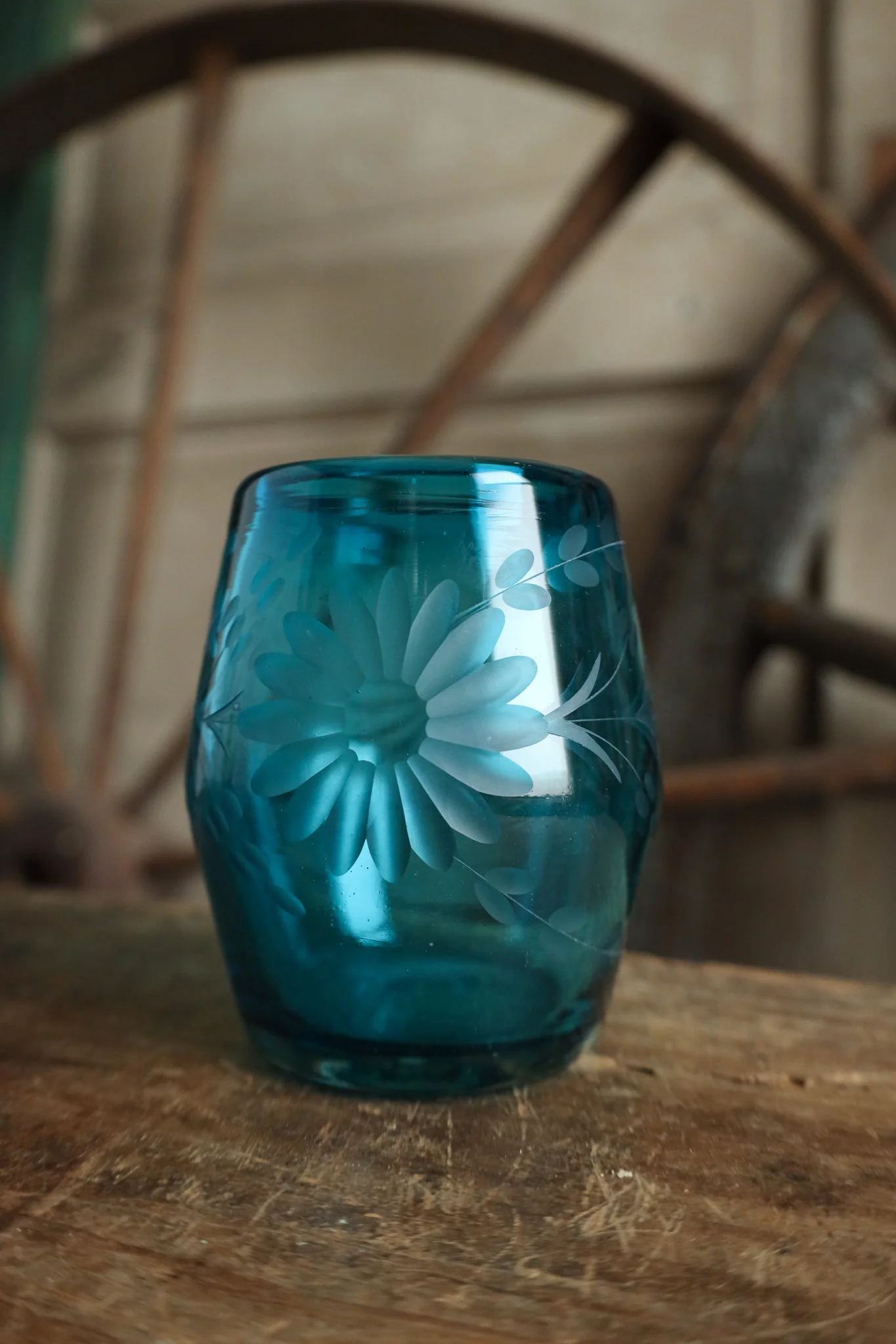 Rose Ann Hall Condessa Stemless Wine Glass- Aqua - Image 4