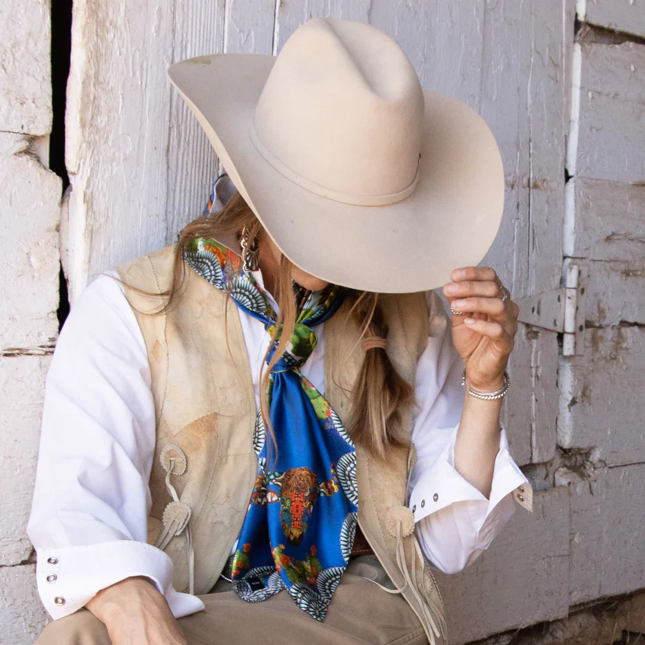 Pecos The Longhorn Shorty 26x26 Scarf - Image 4