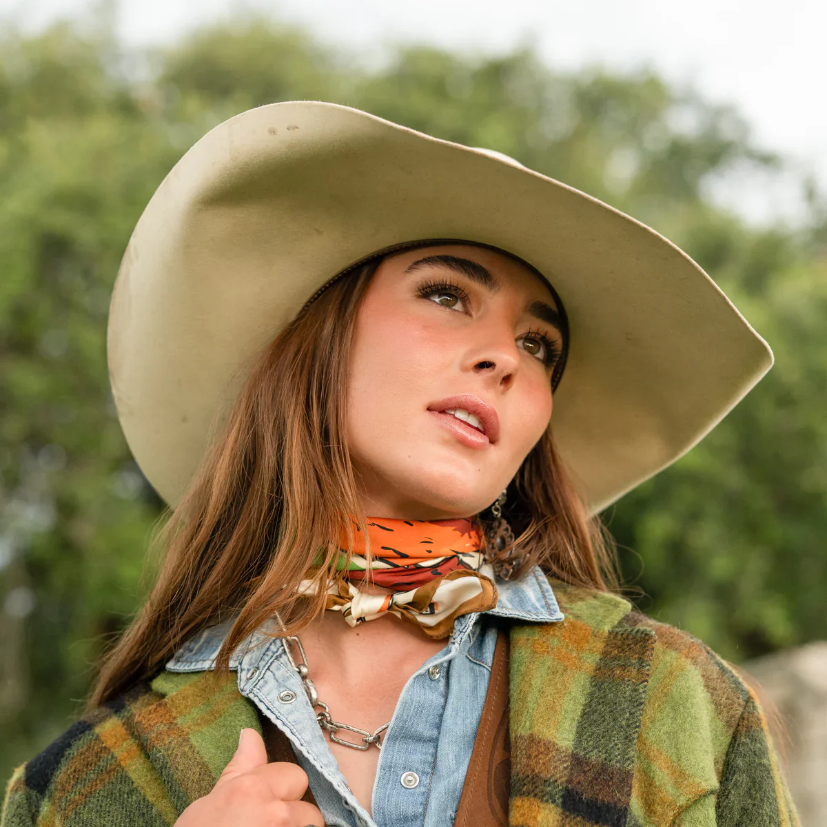 Toro Grande Shorty Scarf - Image 4