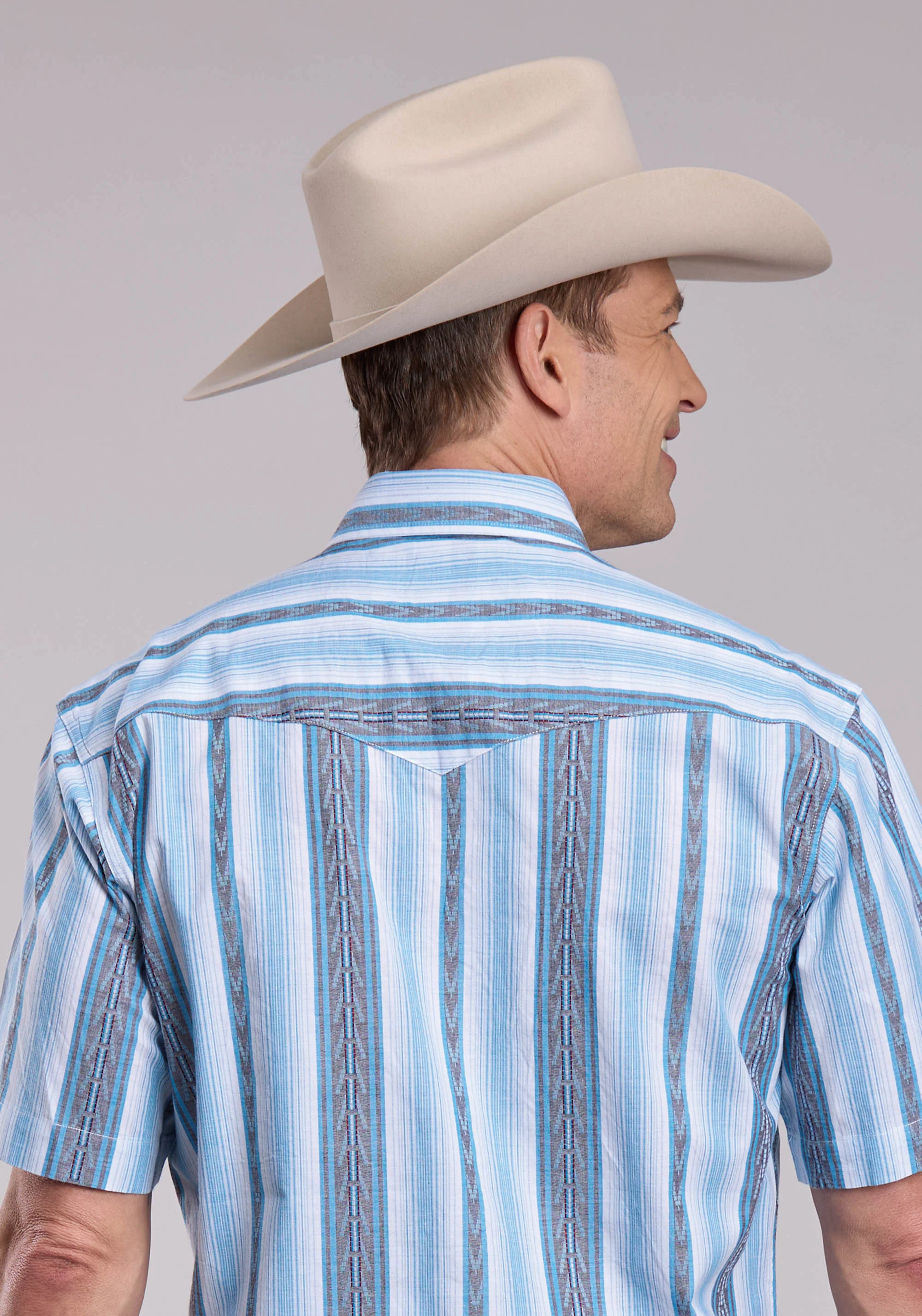 Roper Short Sleeve Vertical Performance Striped Snap Shirt - Image 3
