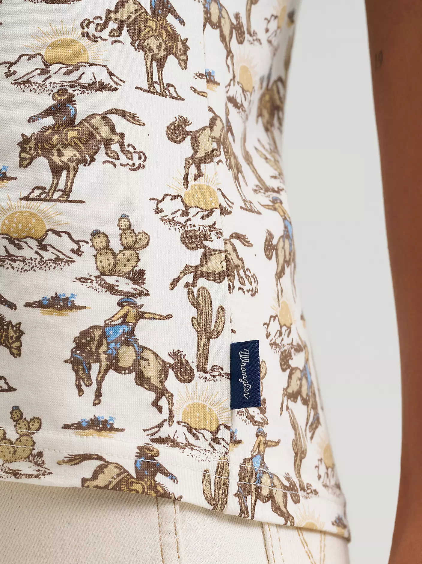 Wrangler All Over Print Slim Tee - Image 5