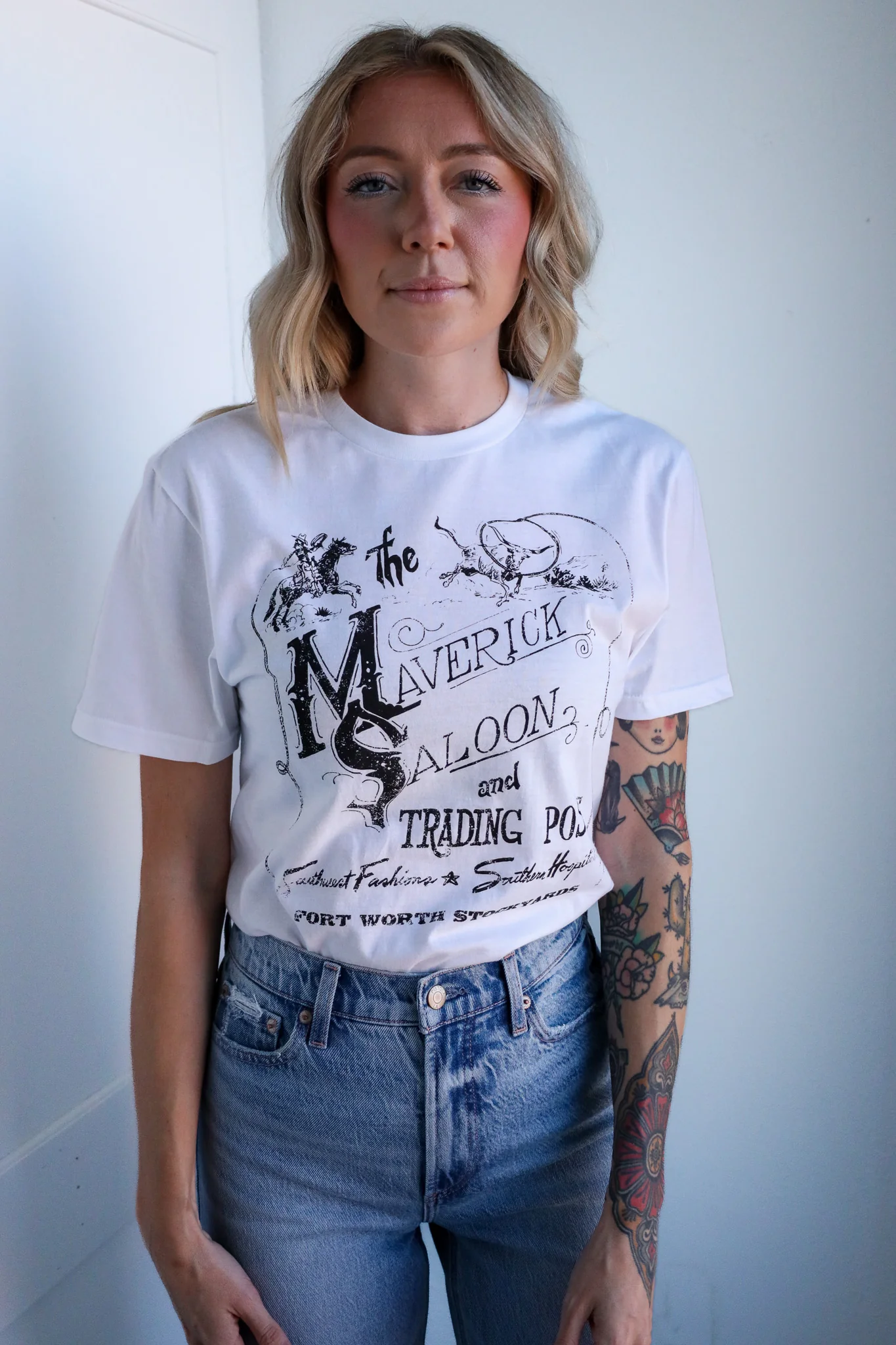 MAVERICK EXCLUSIVE MAVERICK SALOON TEE- WHITE/BLACK - Image 3