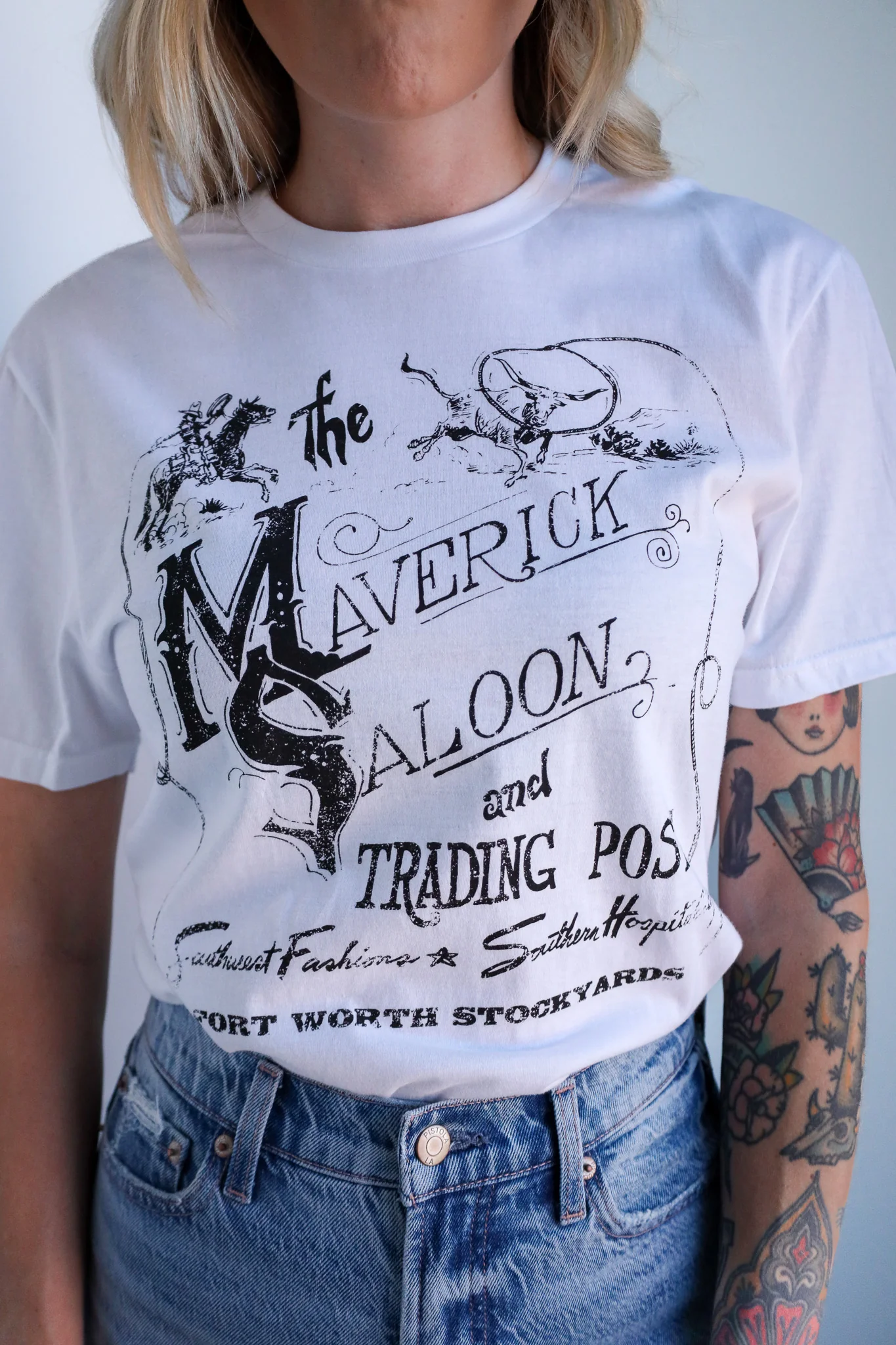 MAVERICK EXCLUSIVE MAVERICK SALOON TEE- WHITE/BLACK - Image 5