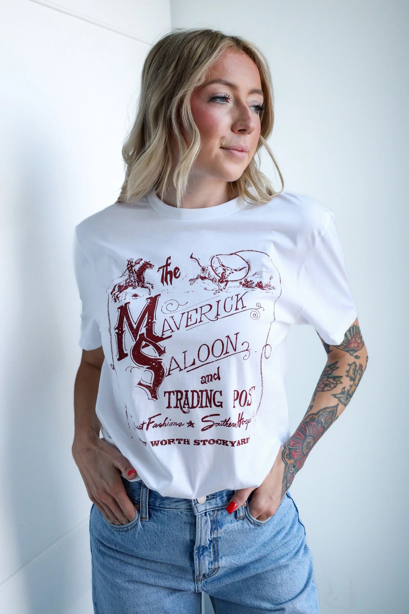 MAVERICK EXCLUSIVE MAVERICK SALOON TEE- WHITE/BRICK - Image 3