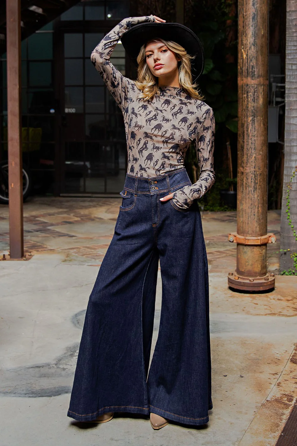 Eesome Mesh Western Horse Graphic Top - Image 2