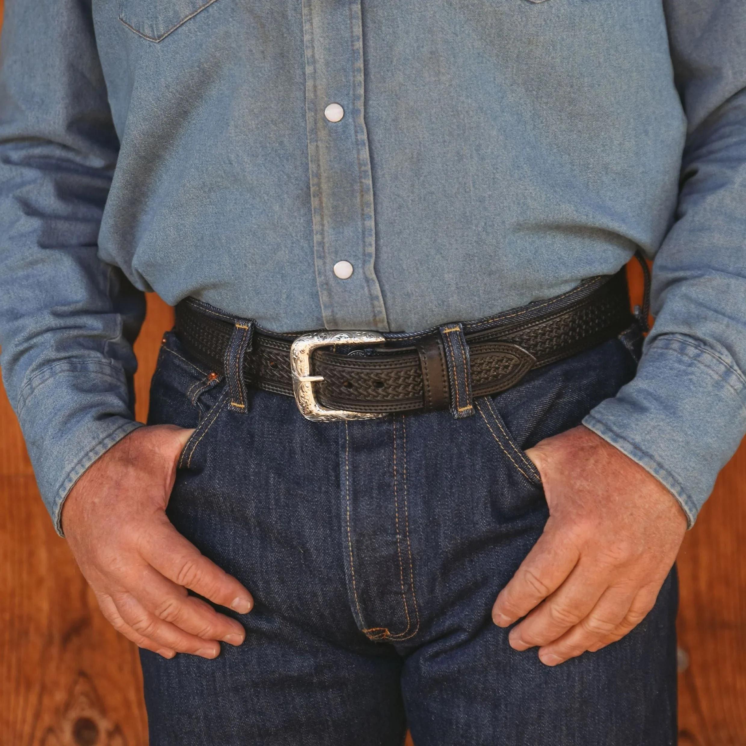 Vogt Basket Weave Belt with Taper in Black - Image 3